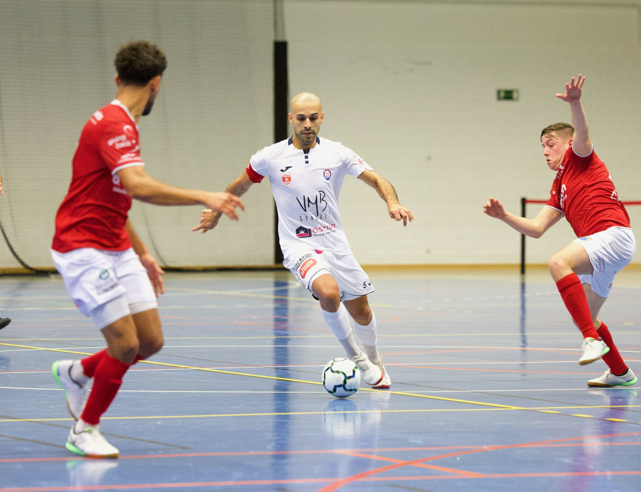 Ahmed Sababti combineert al meer dan 25 jaar veldvoetbal met futsal op
